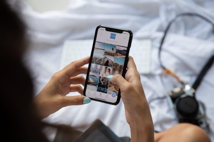 Should influencers disclose all sponsored beauty product reviews