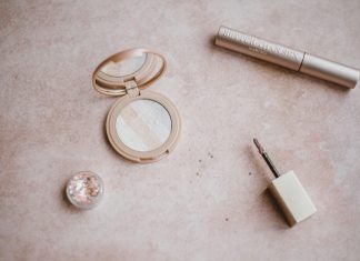 How to Create a Soft, Romantic Makeup Look for Date Night How to Create a Soft, Romantic Makeup Look for Date Night