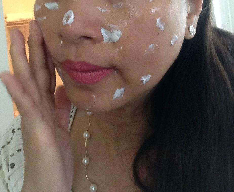 Moisturizers and Serums: Choosing the Right Products