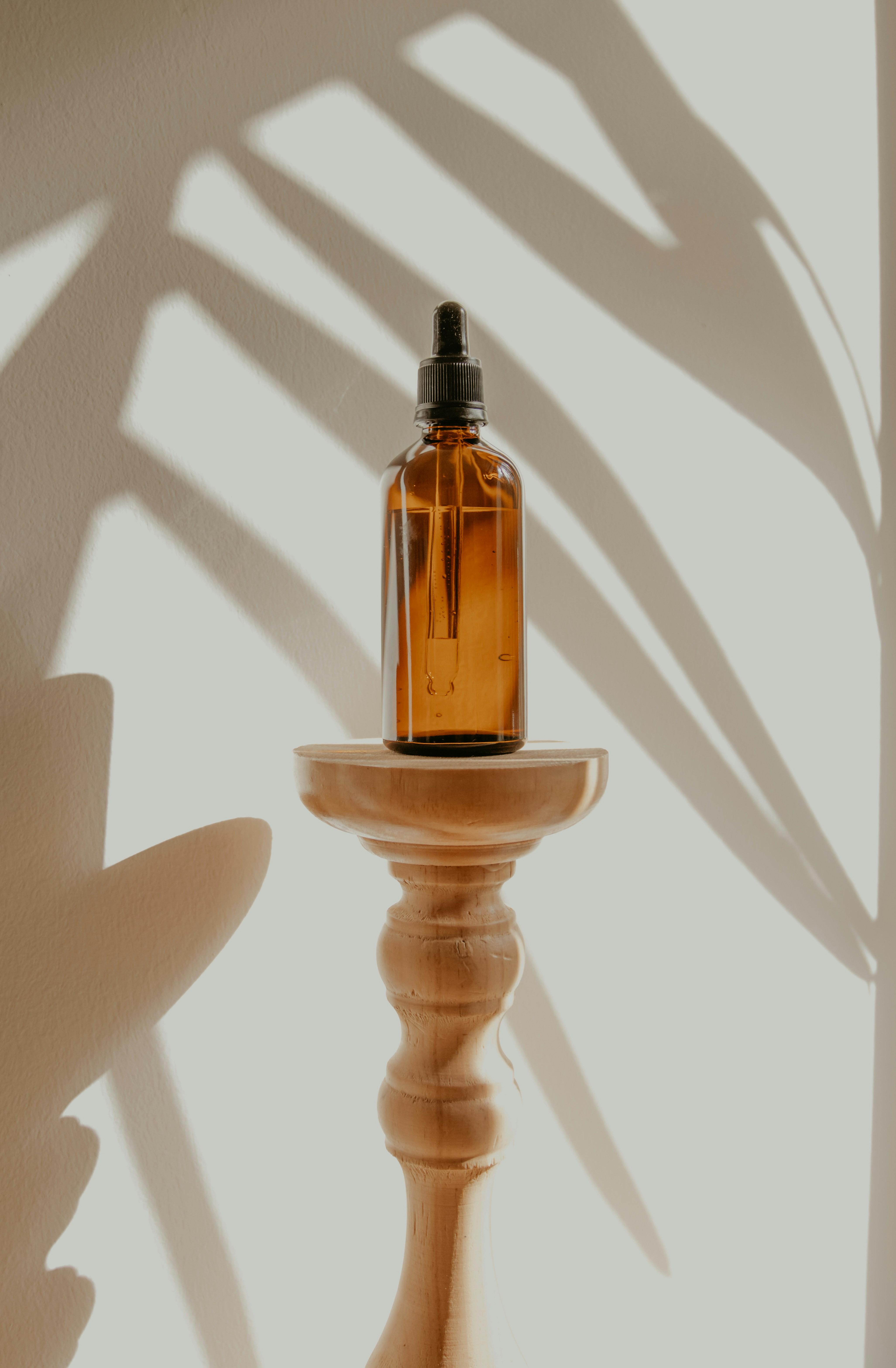 Essential Oils:​ The ⁤Elixirs of Radiant ​Skin
