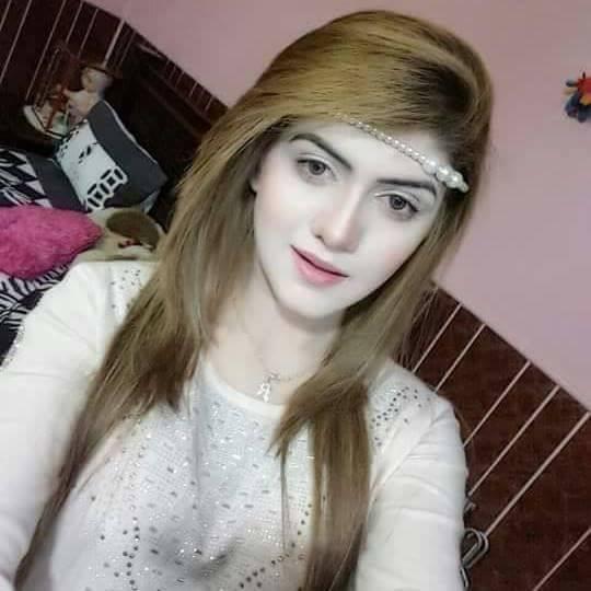 Long-Lasting ⁣Foundations for Oily Skin: Top Picks and Application Tips